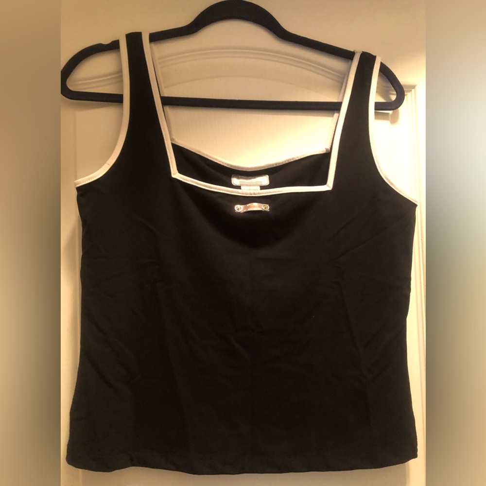 Project G Yoga Tanks | Project G Tank Top | Color : Black | Size L